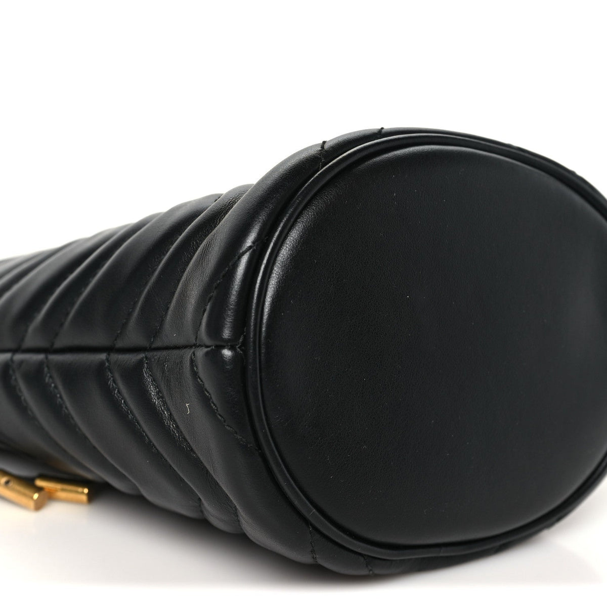 Calfskin Matelasse Mini GG Marmont 2.0 Bucket Bag Black