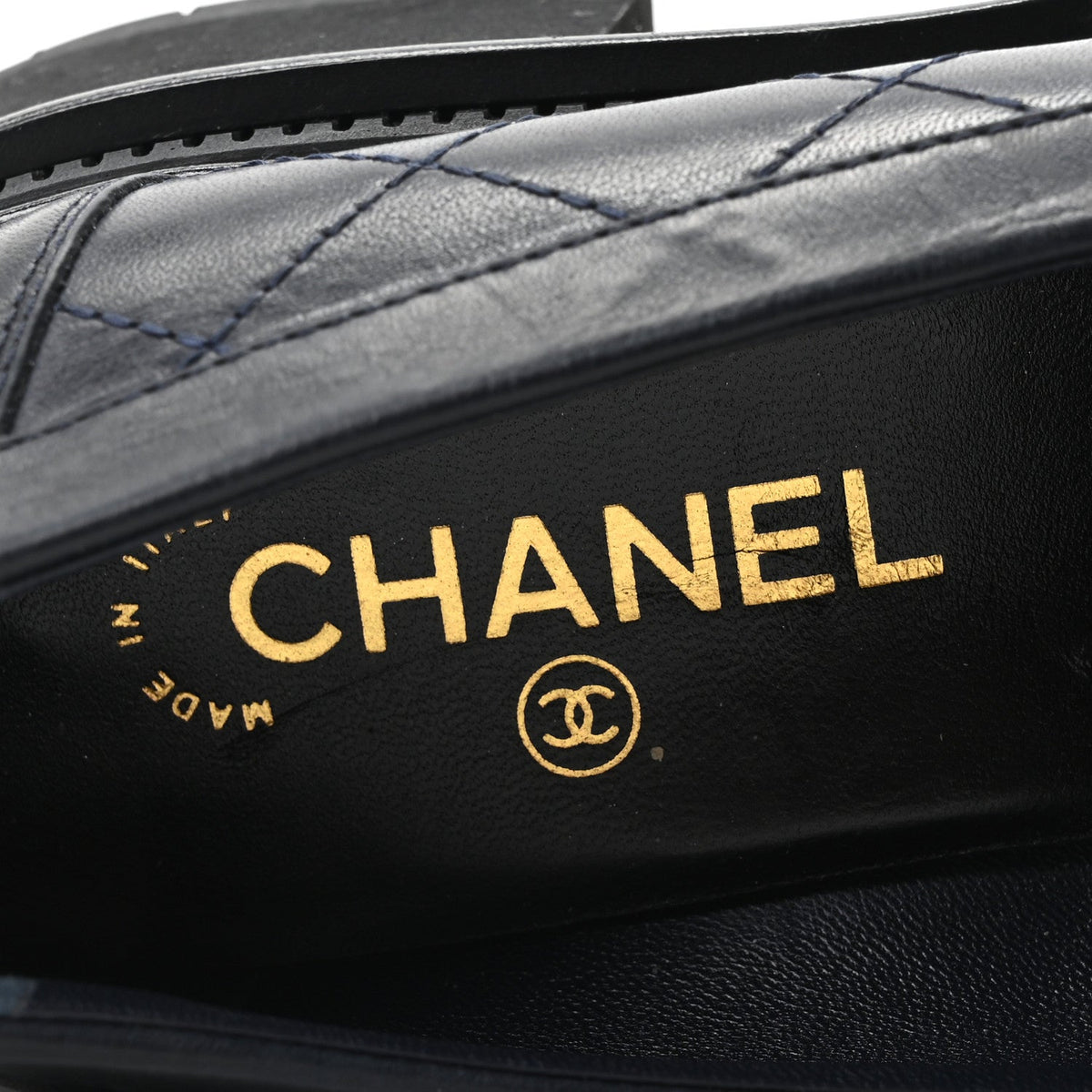 Calfskin Quilted CC Mocassin Loafers 40 Navy Blue