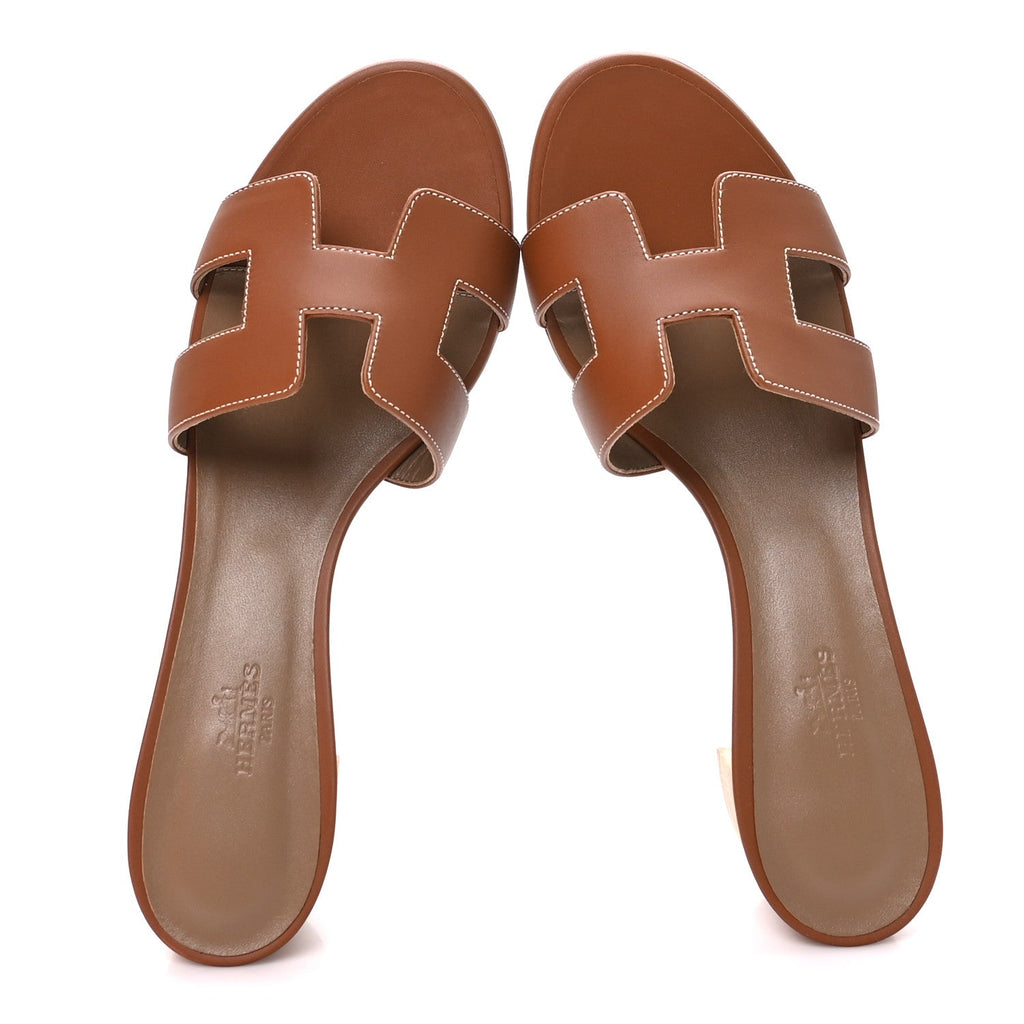 Calfskin Oasis Sandals 40 Gold