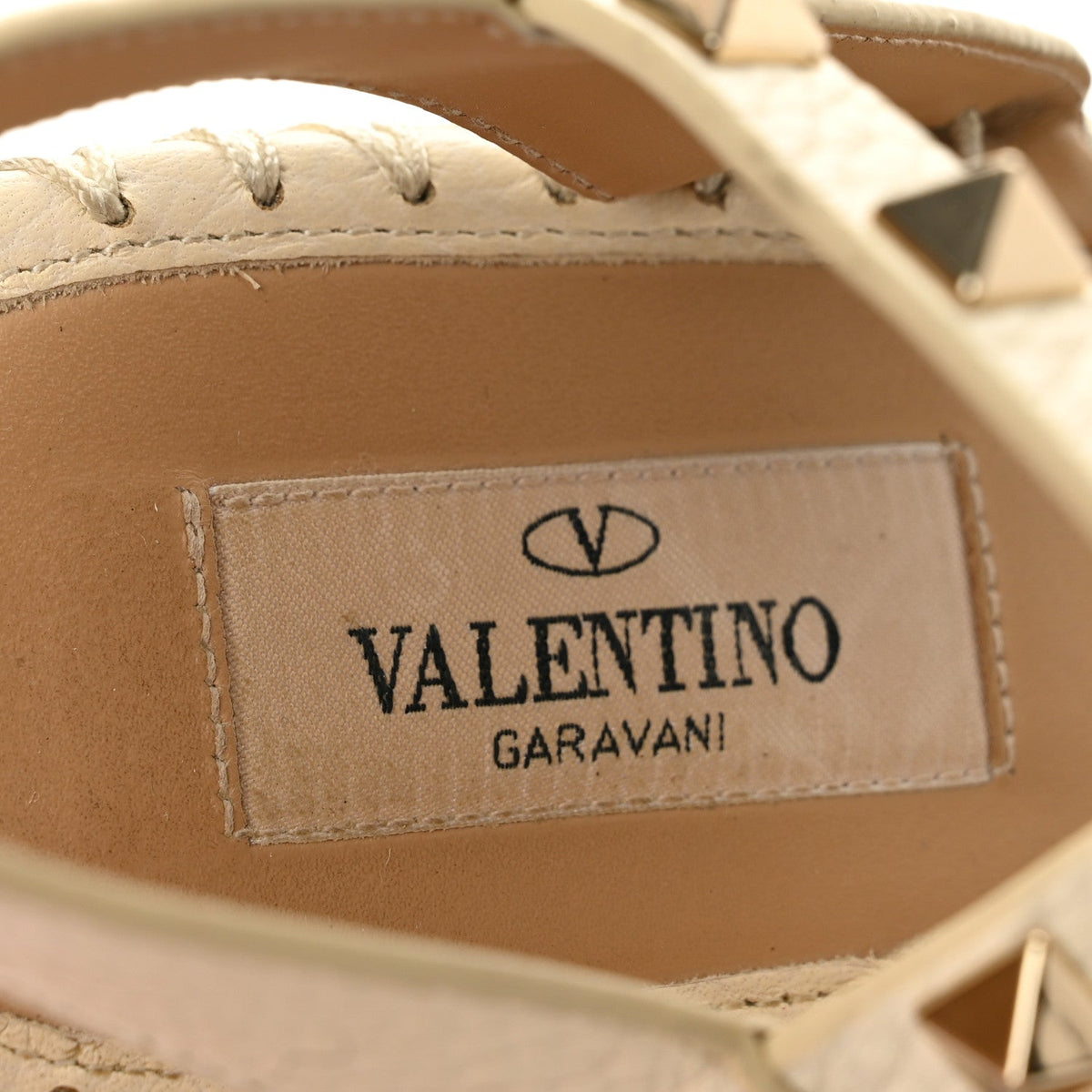 Grained Calfskin Rockstud Ankle Strap Espadrille 15/105mm Wedge Sandals 36 Light Ivory Natural