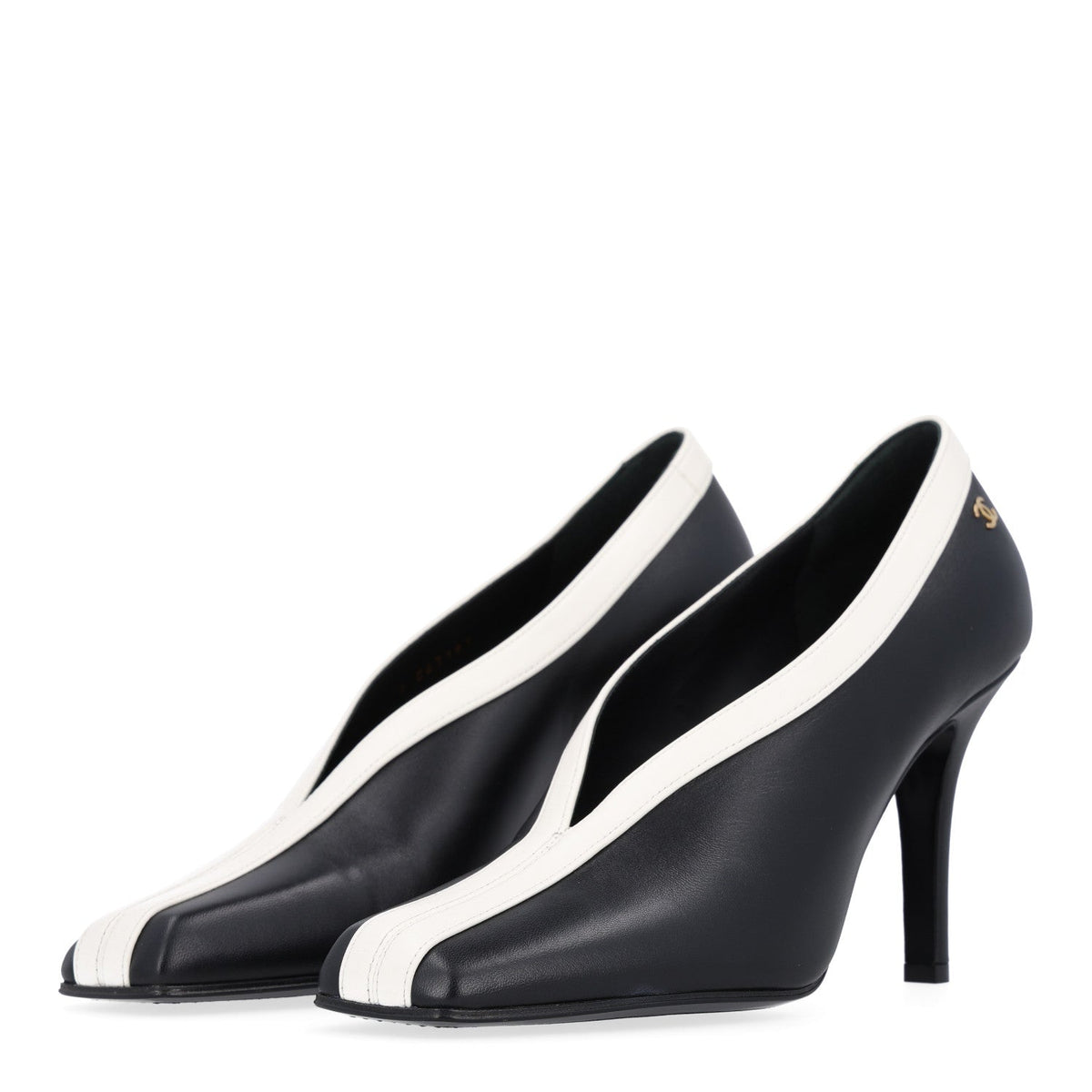 Lambskin Pumps 38.5 Black Ivory