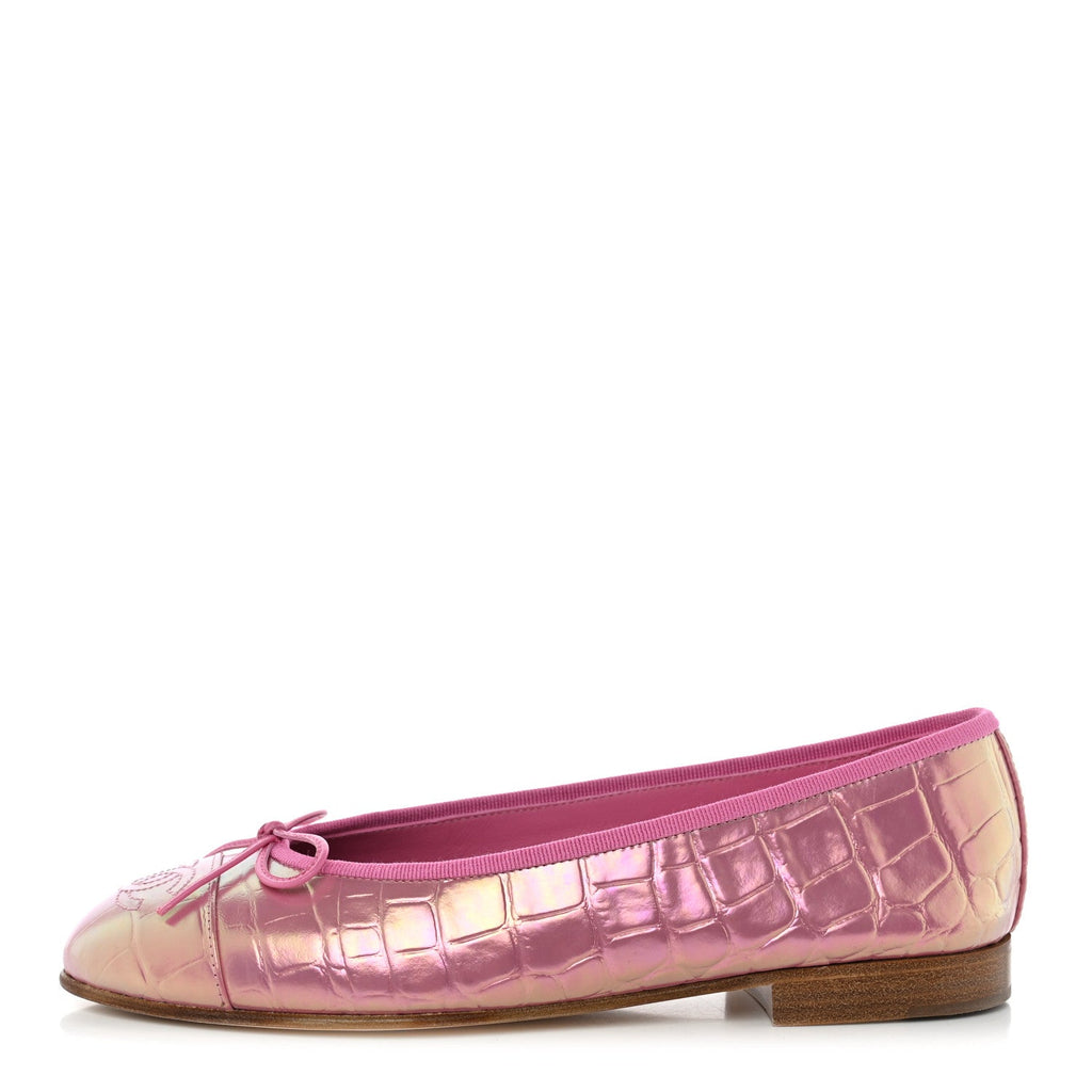 Iridescent Calfskin Crocodile Embossed Ballerina Flats  35.5 Pink