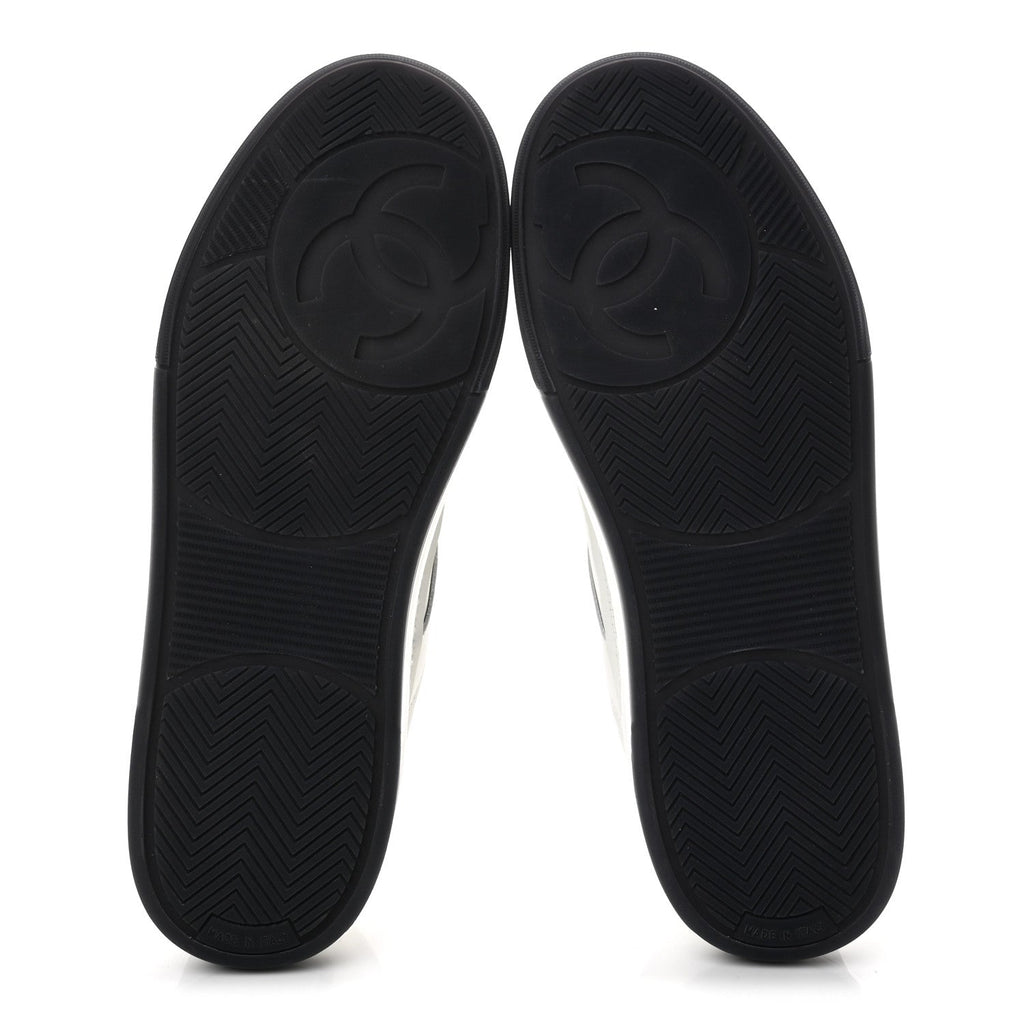 Calfskin CC Womens Sneakers 40 White Black