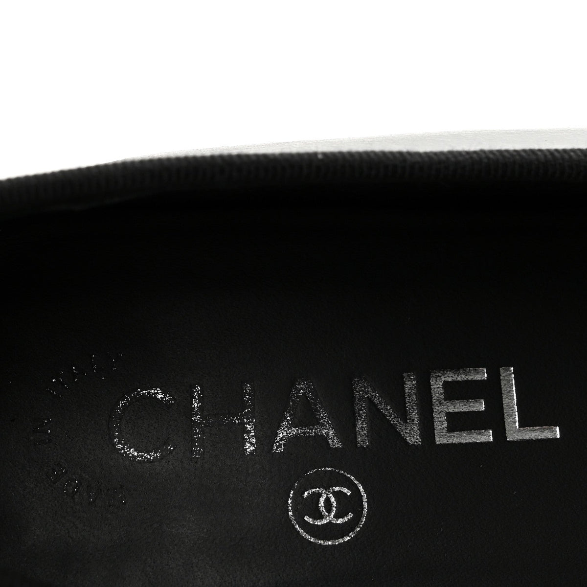 Crumpled Shiny Lambskin CC Cap Toe Ballerina Flats 37.5 Black White