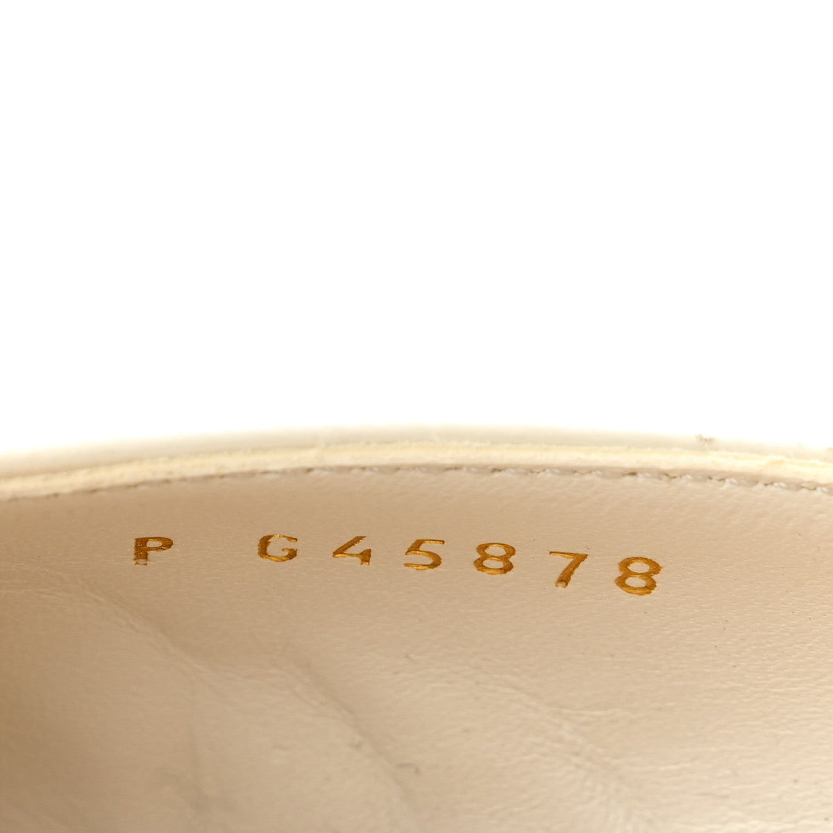 Shiny Lambskin CC Cap Toe Mary Janes Pumps 40 White Light Beige