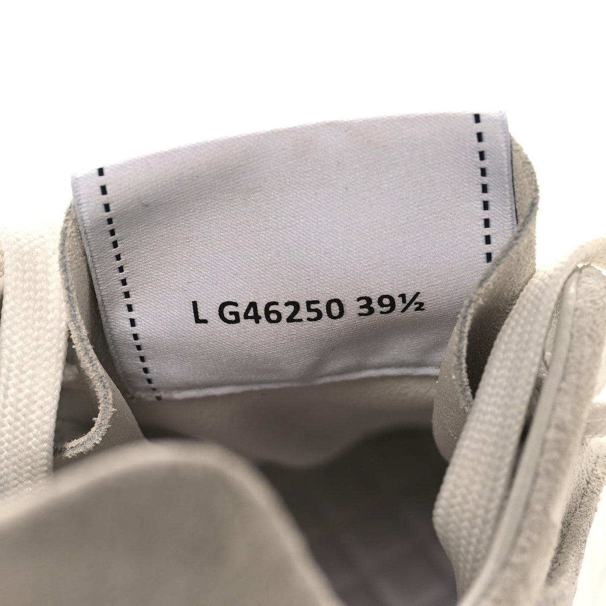 Laminated Calfskin Suede CC Sneakers 39.5 Silver Light Grey