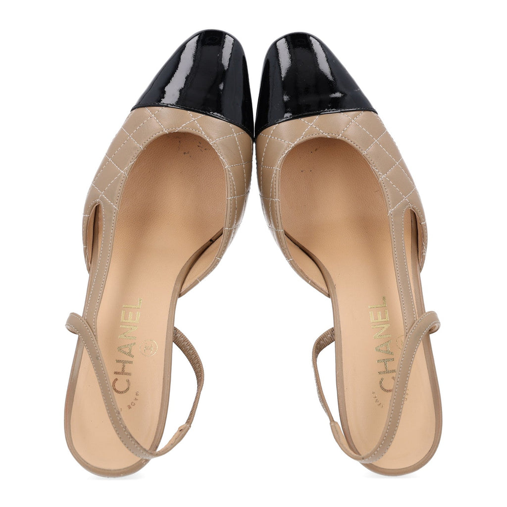 Lambskin Patent Calfskin Quilted Cap Toe CC Slingback Pumps 38.5 Beige Black