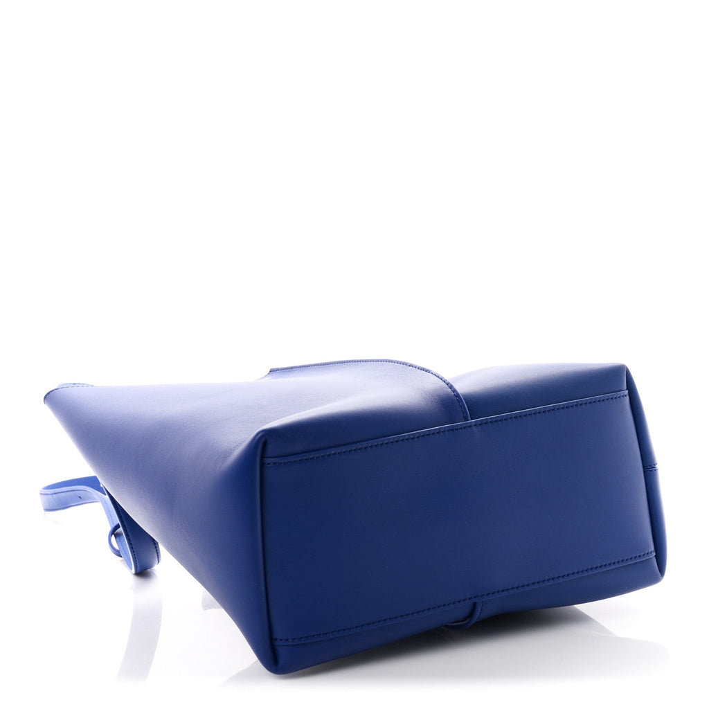 Smooth Calfskin Medium Bilbao Bucket Bag Stellar Blue