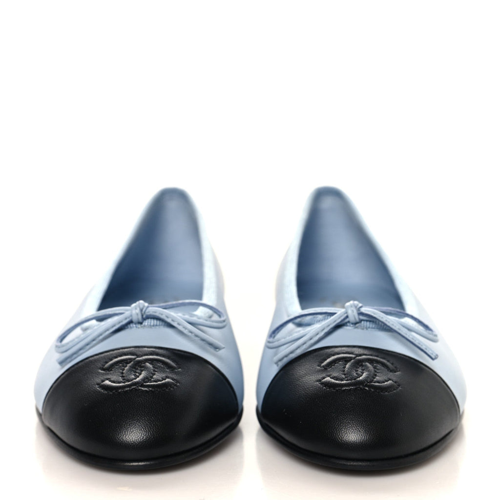 Lambskin Cap Toe CC Ballerina Flats 37 Light Blue Black