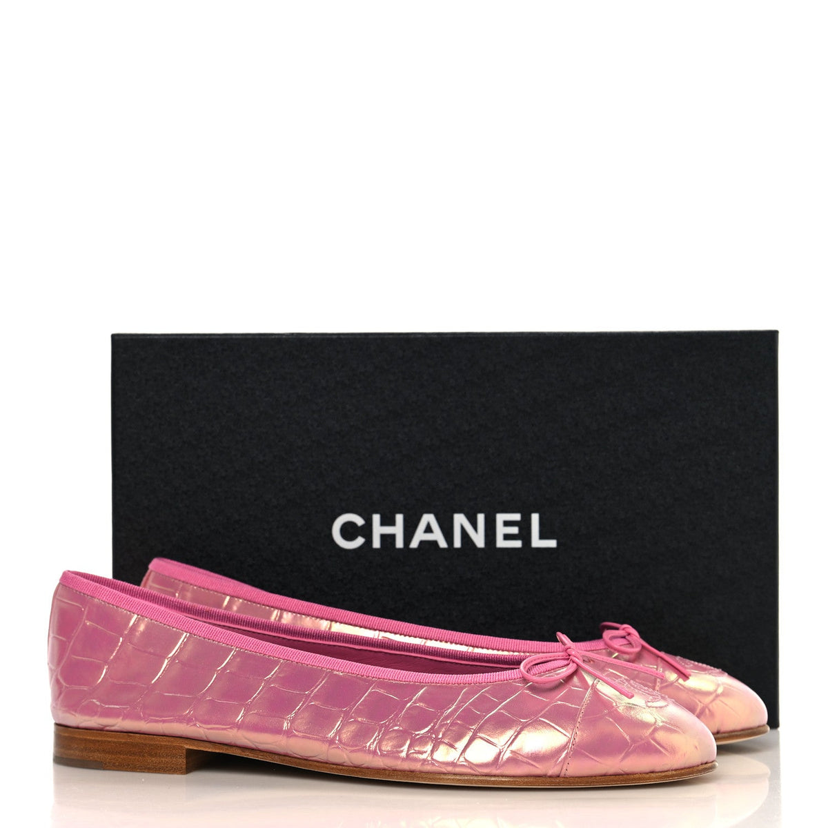 Iridescent Calfskin Crocodile Embossed Ballerina Flats 40 Pink
