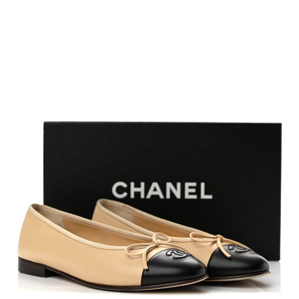 Lambskin Cap Toe CC Ballerina Flats 36 Beige Black