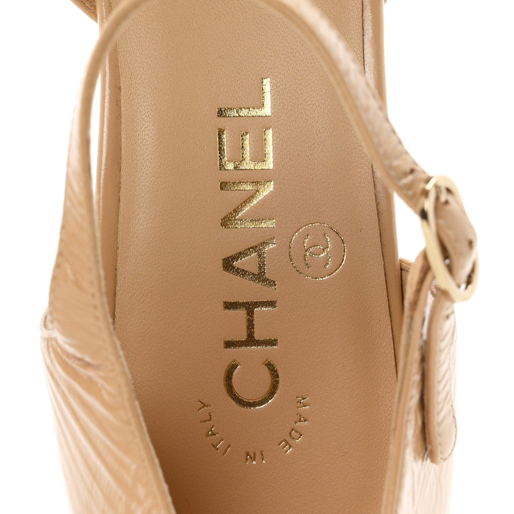 Shiny Lambskin CC Cap Toe Mary Janes Pumps 39 Beige Black