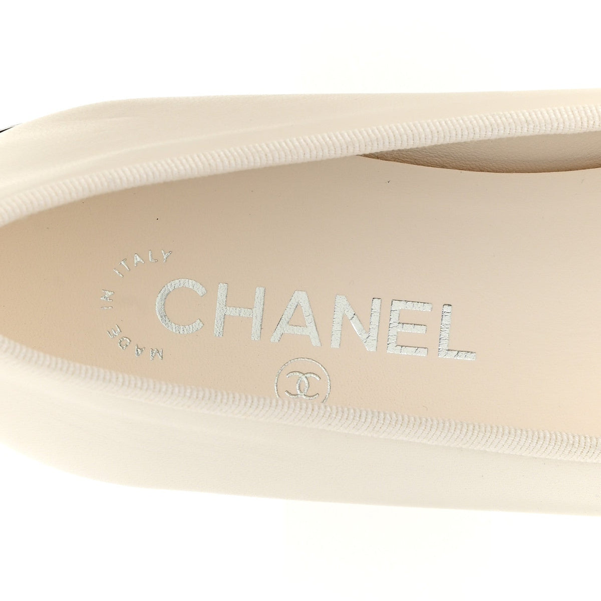 Lambskin Cap Toe CC Ballerina Flats 38.5 White Black