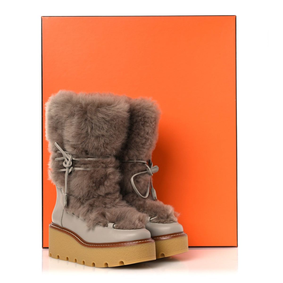 Shearling Calfskin Latitude 30 Ankle Boots 38 Beige Galet