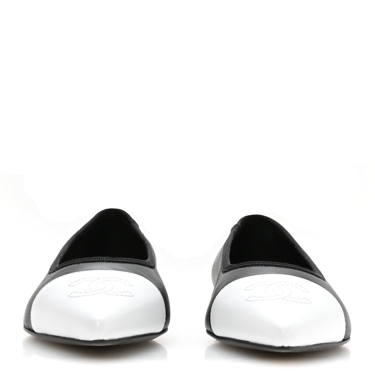 Lambskin Iridescent Lambskin Cap Toe CC Flats 37 Black White
