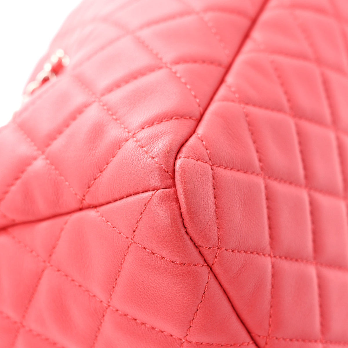 Lambskin Quilted Small CC Chain Drawstring Bucket Bag Pink