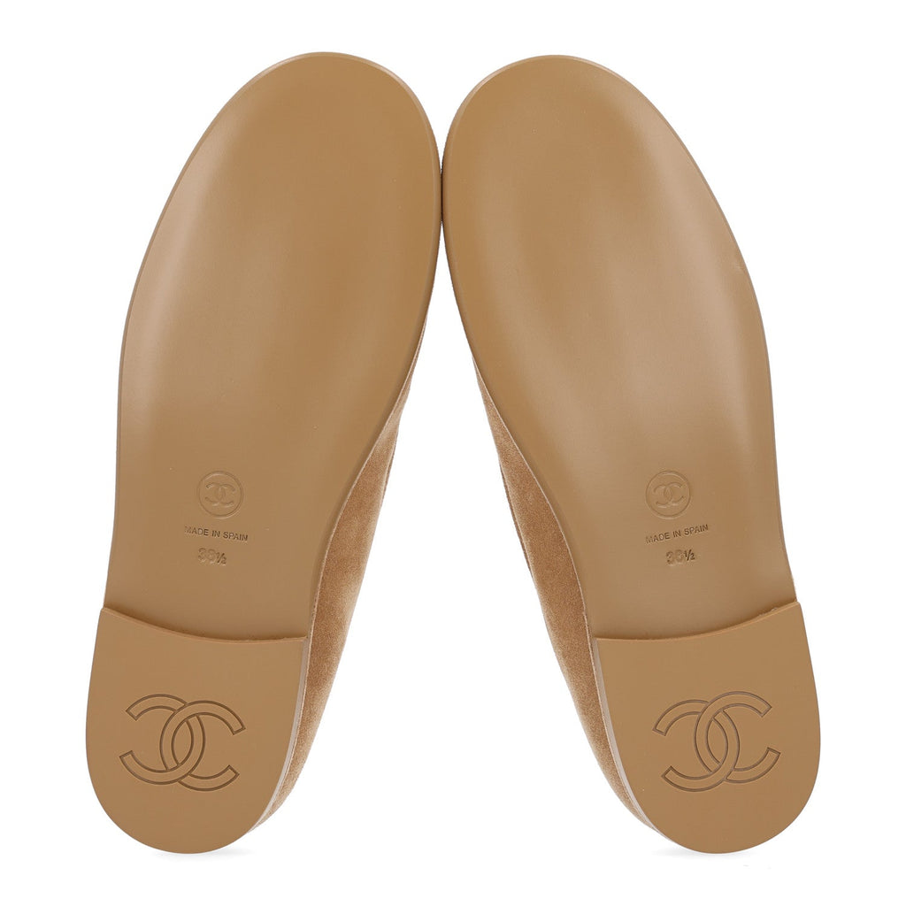 Suede Calfskin CC Loafers 38.5 Dark Beige