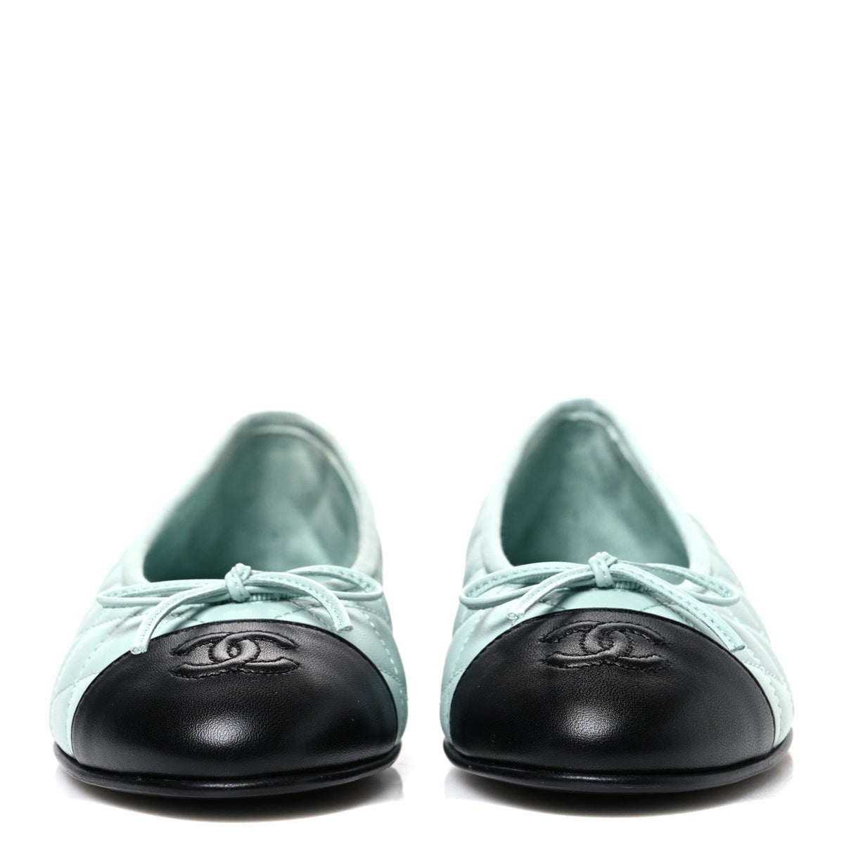 Lambskin Quilted CC Cap Toe Ballerina Flats 38 Light Blue Black
