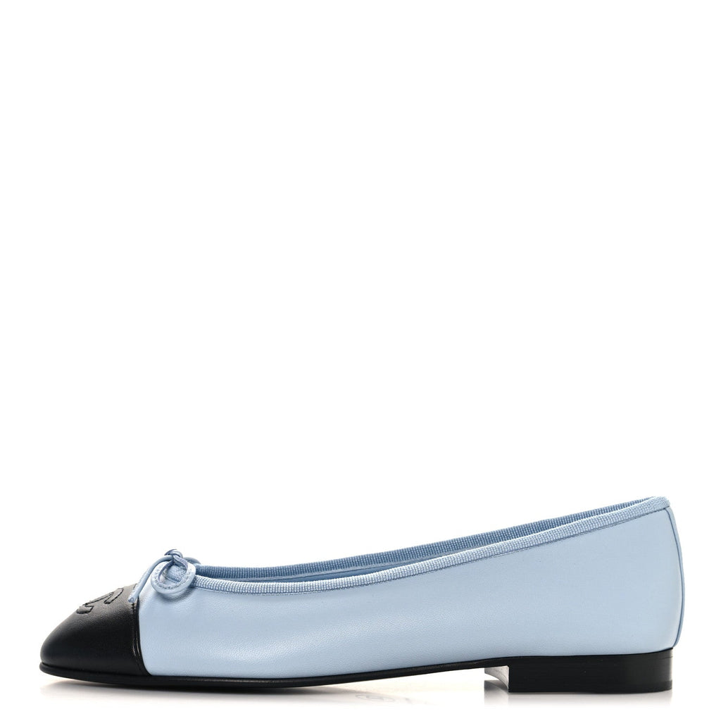 Lambskin Cap Toe CC Ballerina Flats 37 Light Blue Black