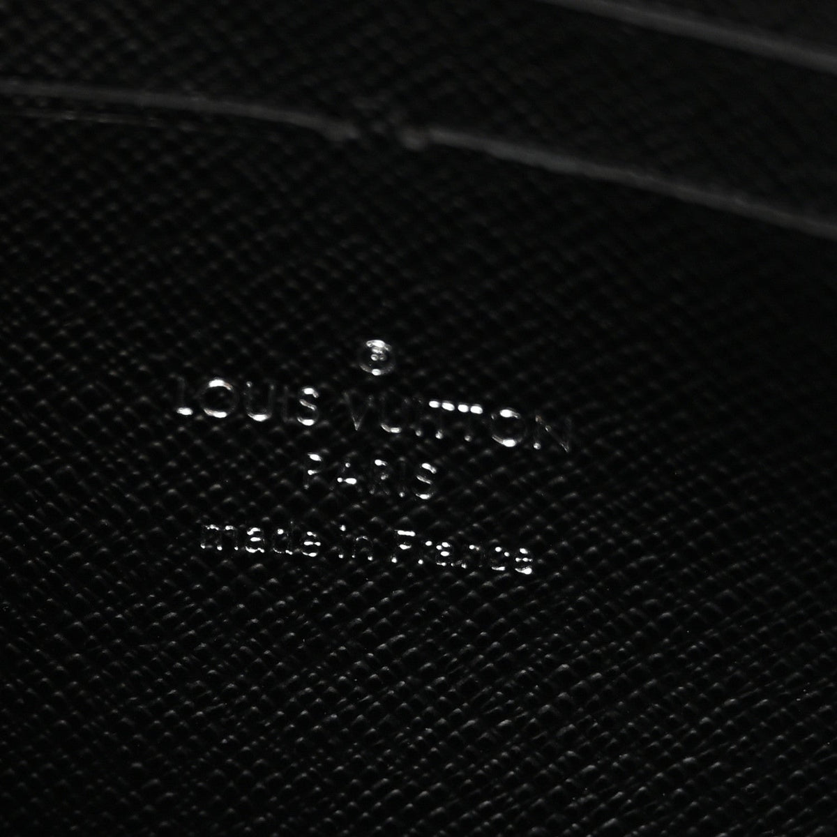 Epi Twist Belt Chain Wallet Black