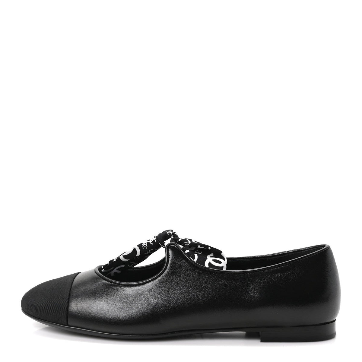 Lambskin Grosgrain Silk CC Mary Jane Flats 40 Black White