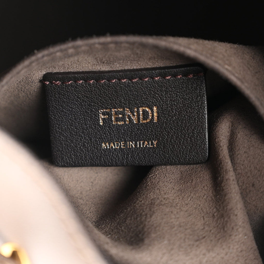 Vitello Grace Matte F is Fendi Grande Mon Tresor Bucket Bag Maya