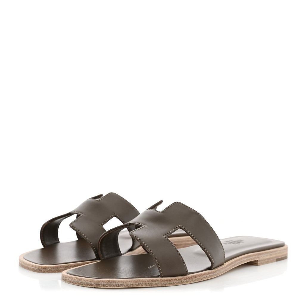 Box Calfskin Oran Sandals 37.5 Etoupe