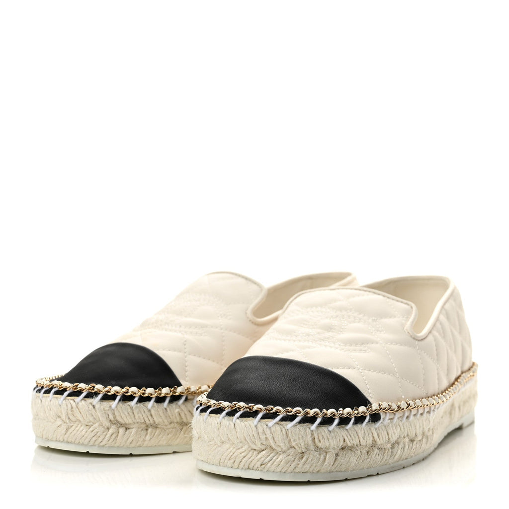 Shiny Lambskin Quilted Grosgrain Cap Toe CC Chain Espadrilles 40 White Black