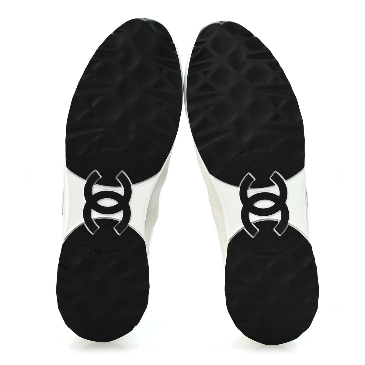 Suede Calfskin Quilted CC Sneakers 39 White Black