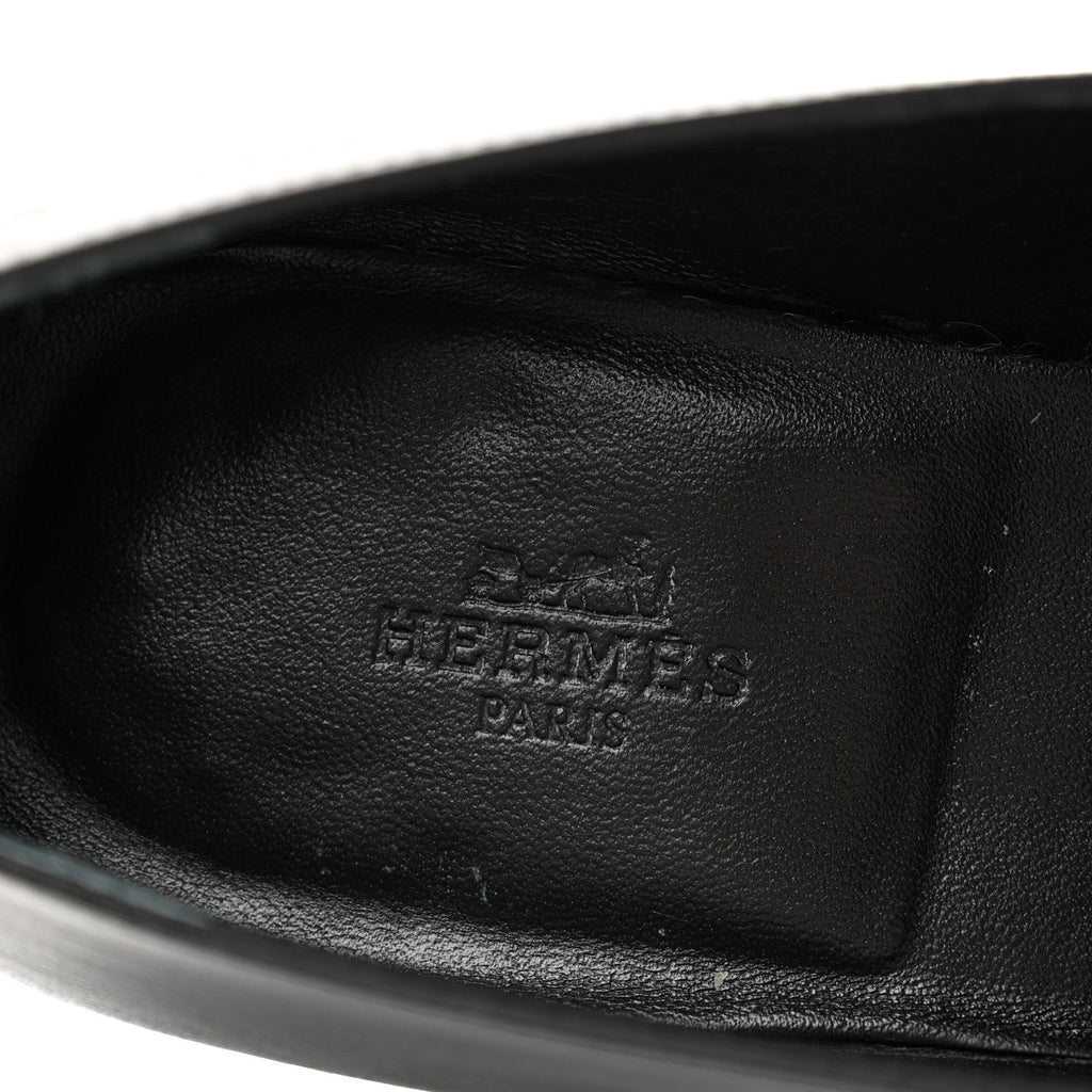 Calfskin Studded Womens Ancora Moccasin Loafers 38.5 Black