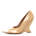 Gloss Calfskin Crocodile Embossed Punta Wedge Heel Sandals 41 Praline