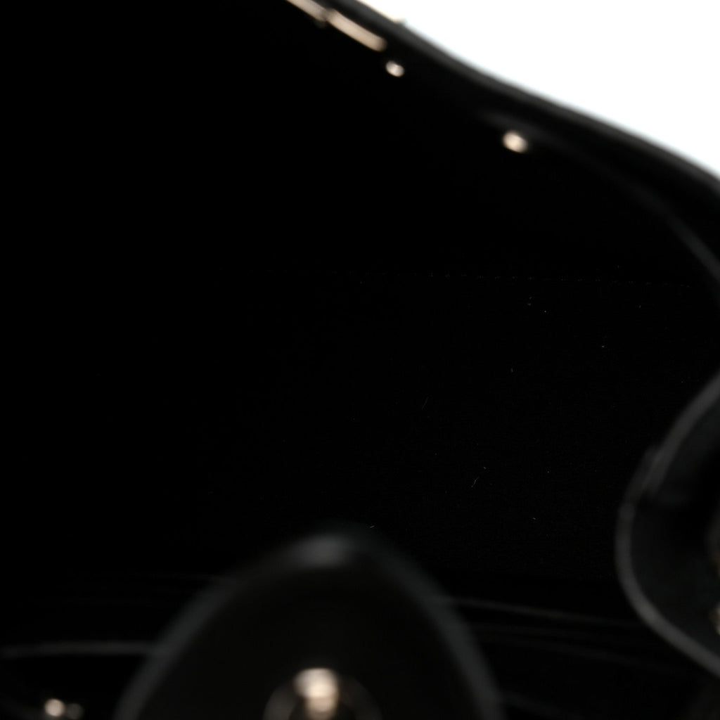 Calfskin Nano Lockme Bucket Black