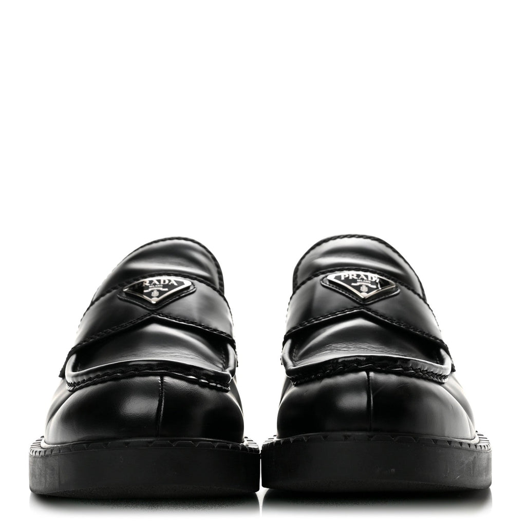 Spazzolato Metal Triangle Logo Mens 35mm Loafers 9.5 Black