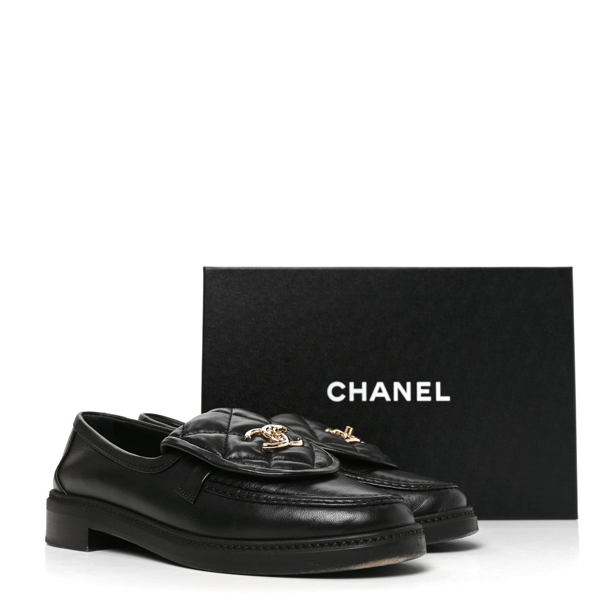 Lambskin Quilted CC Turnlock Loafers 39 Black