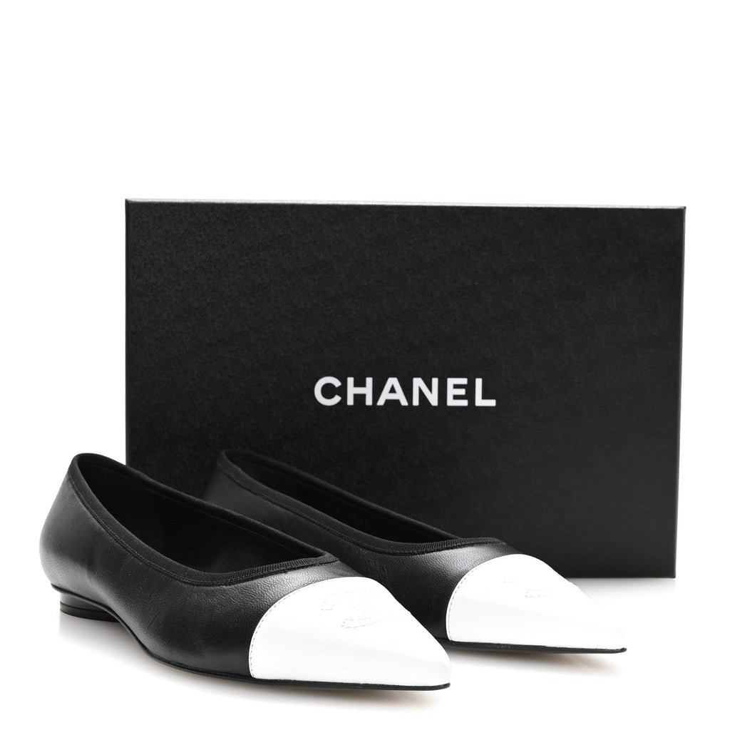 Lambskin Iridescent Lambskin Cap Toe CC Flats 37 Black White
