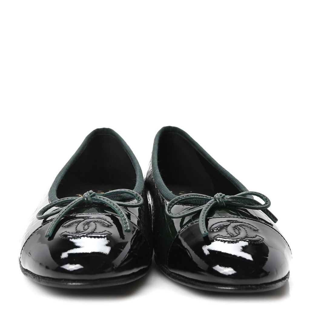 Crocodile Embossed Patent Calfskin Cap Toe CC Ballerina Flats 38 Dark Green Black
