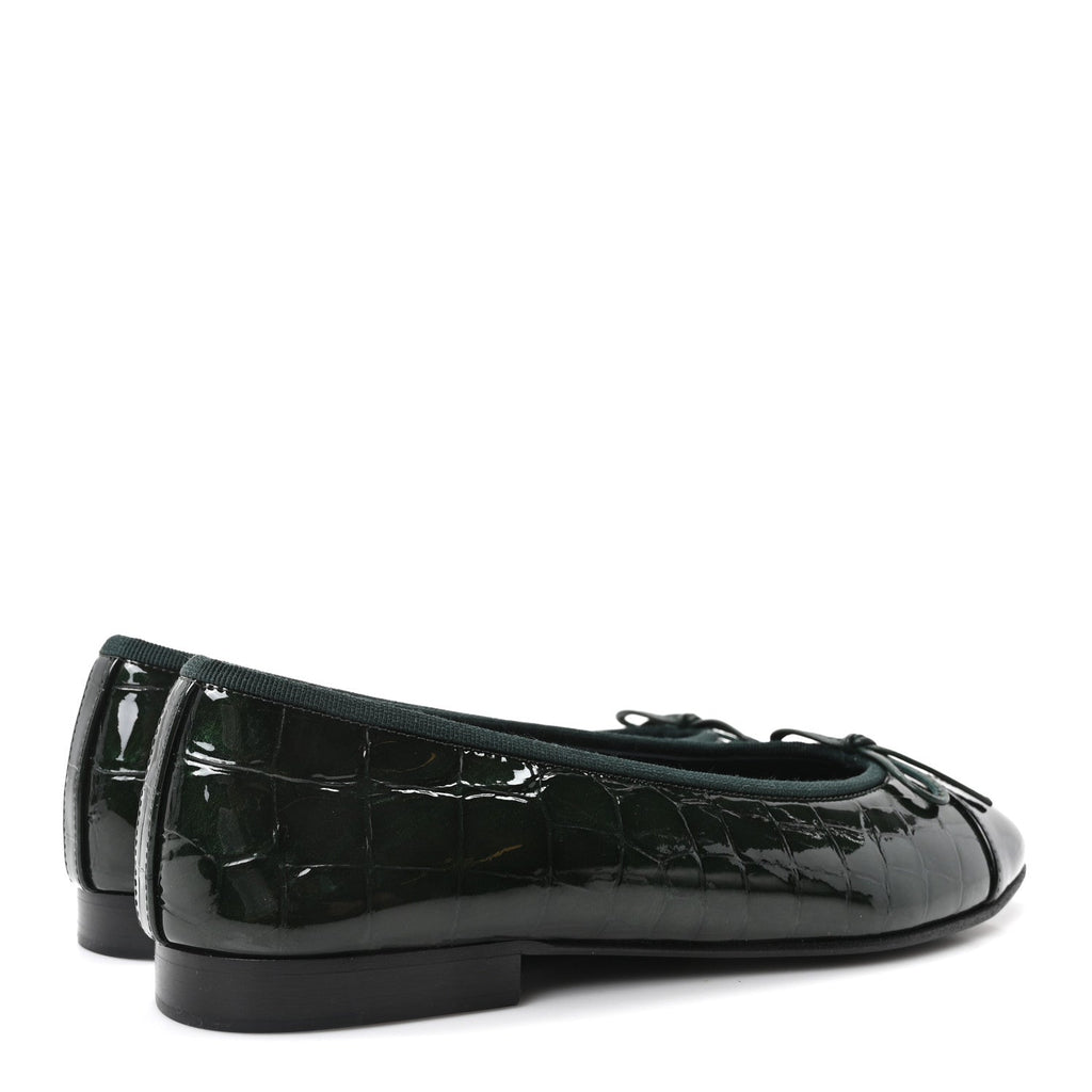 Crocodile Embossed Patent Calfskin Cap Toe CC Ballerina Flats 38 Dark Green Black