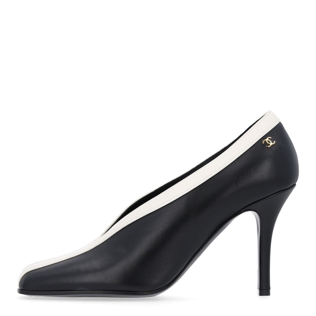 Lambskin Pumps 38.5 Black Ivory