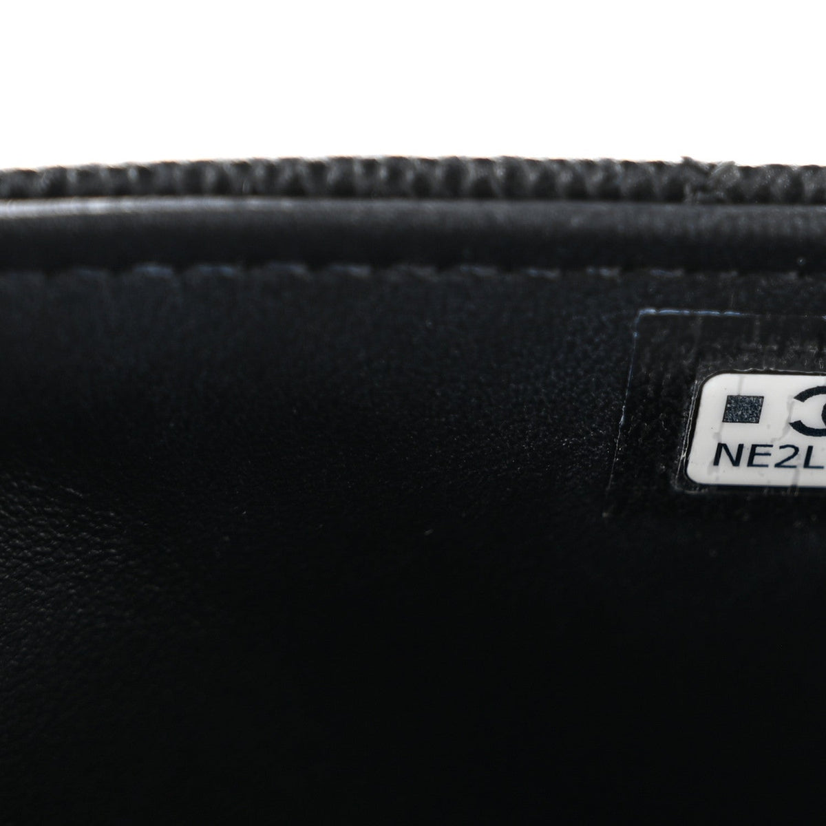 Caviar Quilted Retro Mini Twist Top Handle Clutch Flap Black