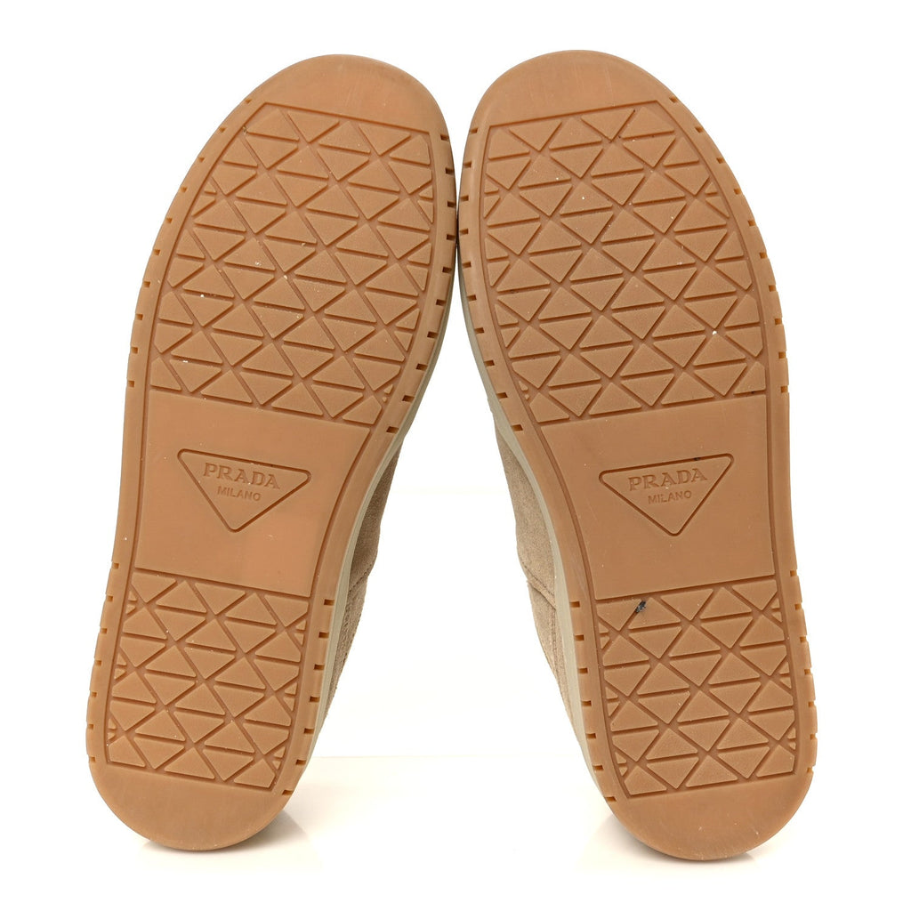 Suede Triangle Womens Downtown Low Top Sneakers 37 Ecru