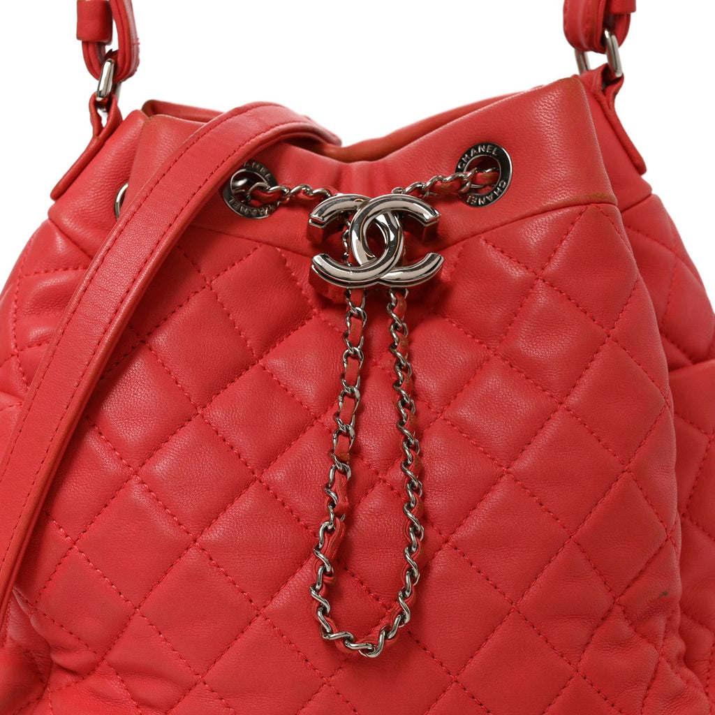 Lambskin Quilted Small CC Chain Drawstring Bucket Bag Red