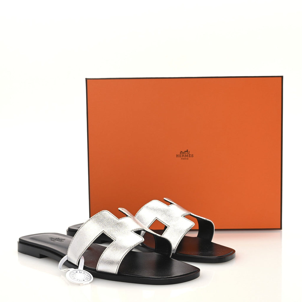 Metallic Chevre Oran Sandals 40.5 Gris Argente
