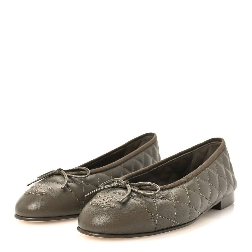 Lambskin Quilted CC Cap Toe Ballerina Flats 37 Dark Khaki