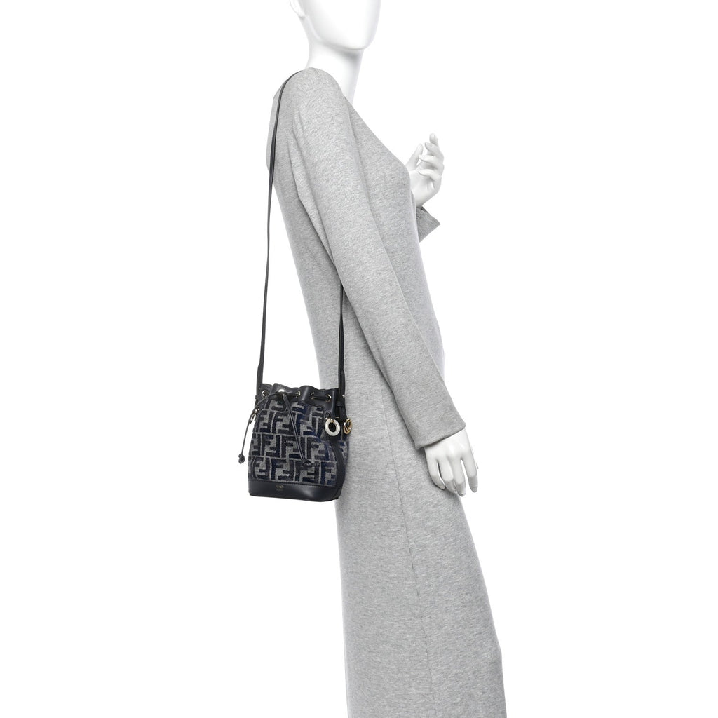 Chenille Vitello Grace FF Mini Mon Tresor Bucket Bag Grigio Blue Notte