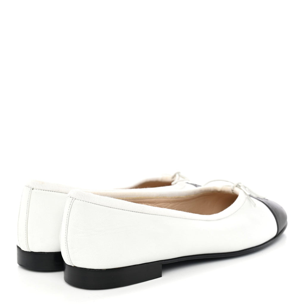 Lambskin Cap Toe CC Ballerina Flats 38 White Black