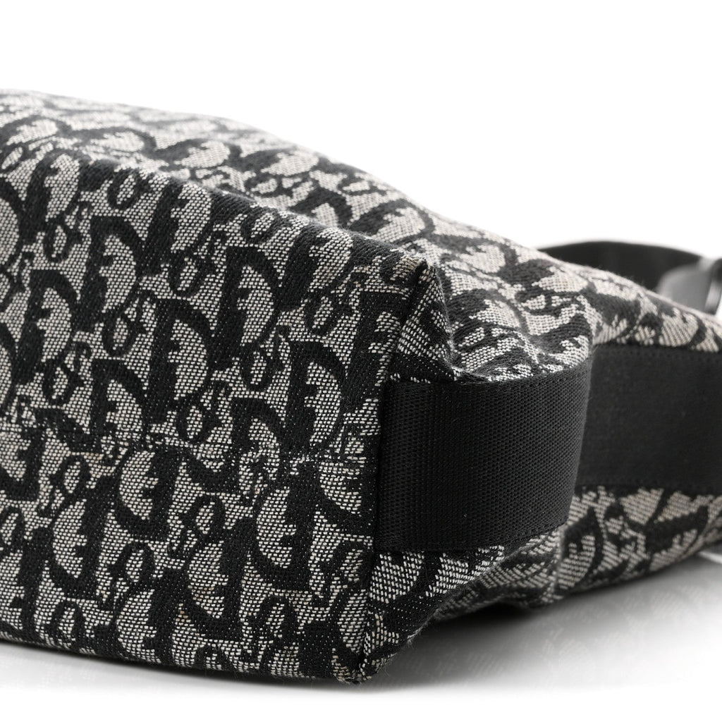 Monogram Messenger Beige Black