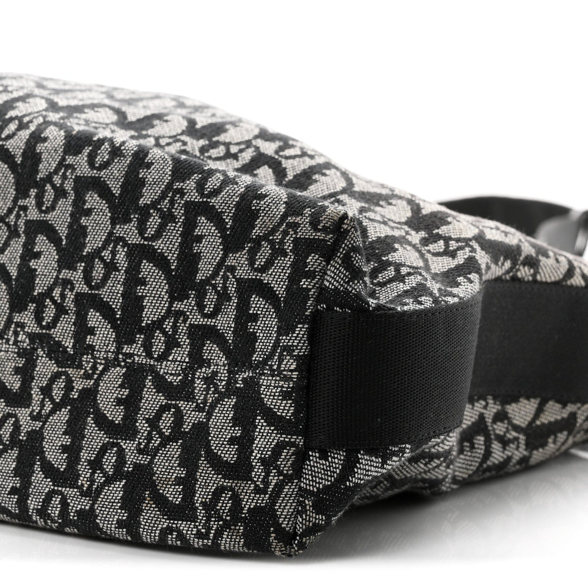 Monogram Messenger Beige Black