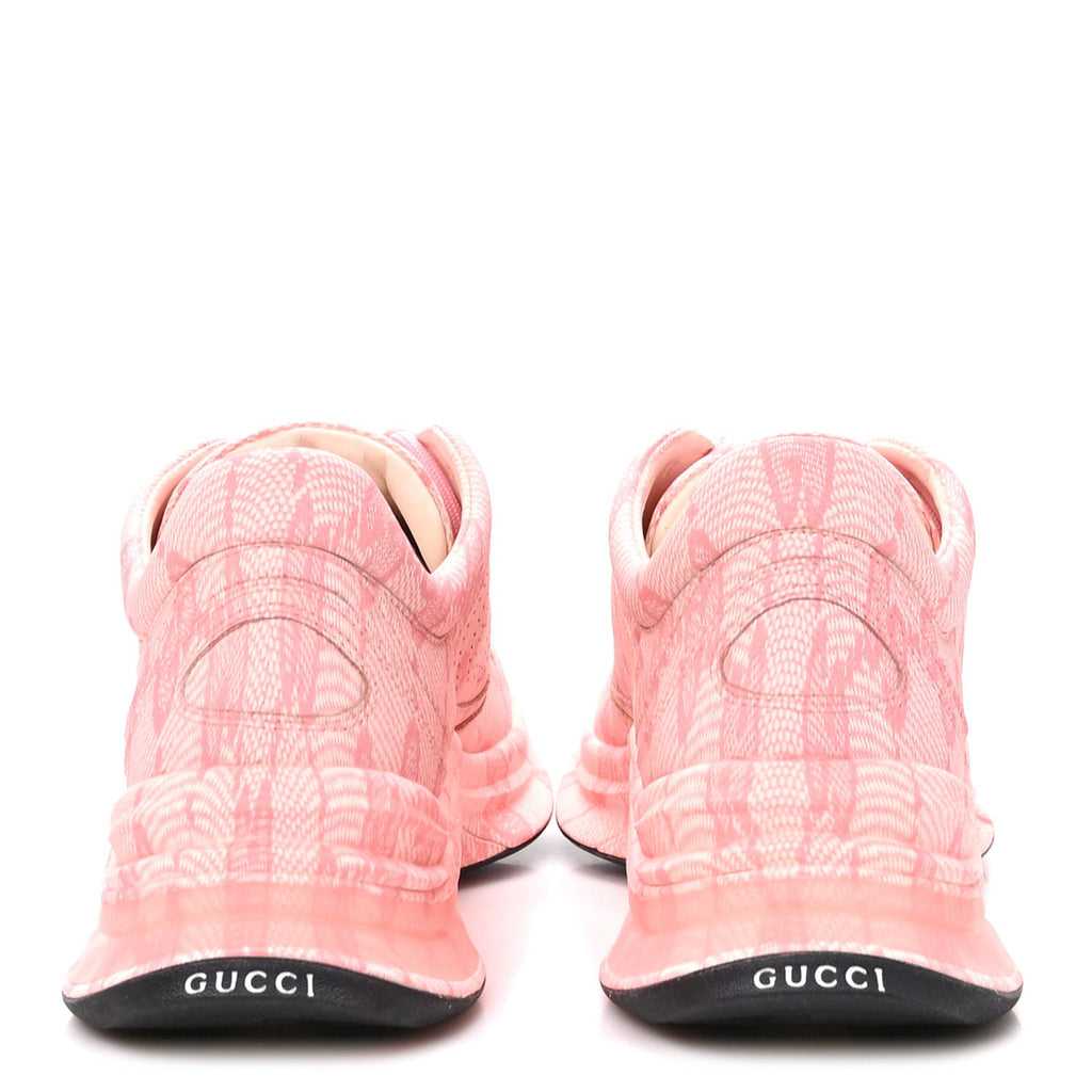 Ultralight Plume Calfskin Monogram Printed Womens Gucci Run Sneakers 39 Pale Pink