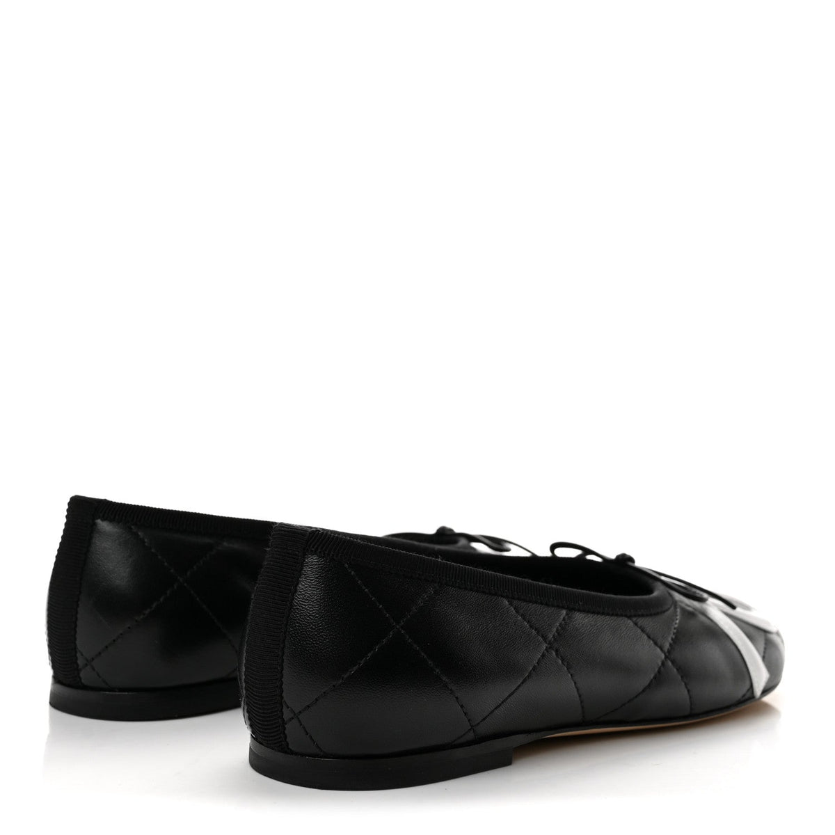 Lambskin Quilted CC Cambon Ballet Flats 36 Black White