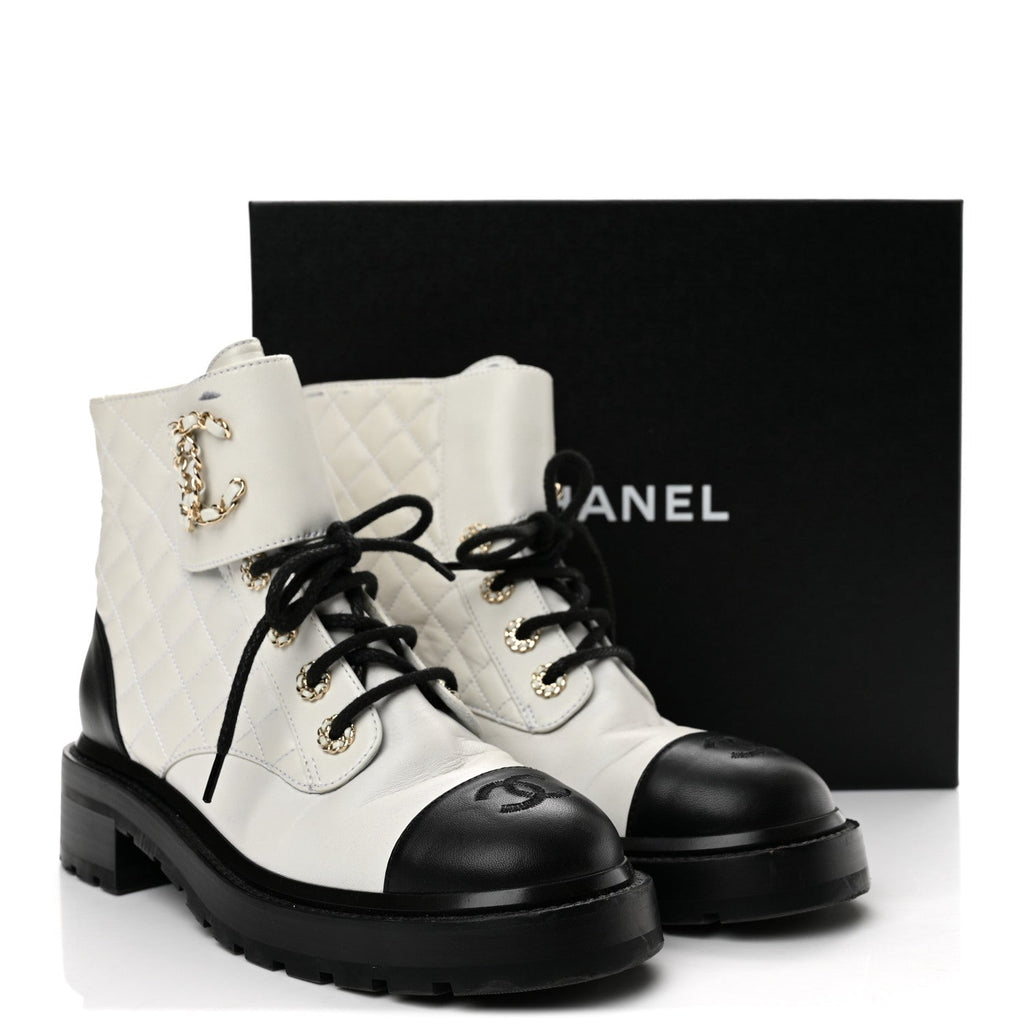 Shiny Lambskin Quilted Lace Up Combat Boots 38 White Black